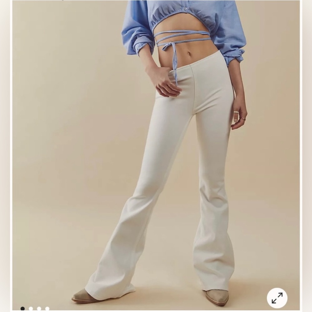 🌺Free People Penny Pull On Flare- We The Free🌸🌺
